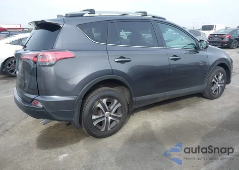 2018 Toyota Rav4 Le z USA, uszkodzony, nr VIN 2T3ZFREV3JW492938
